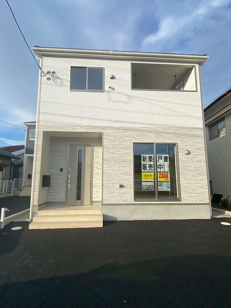 New 4LDK House for Sale in Omura, Nagasaki - Thumbnail 2