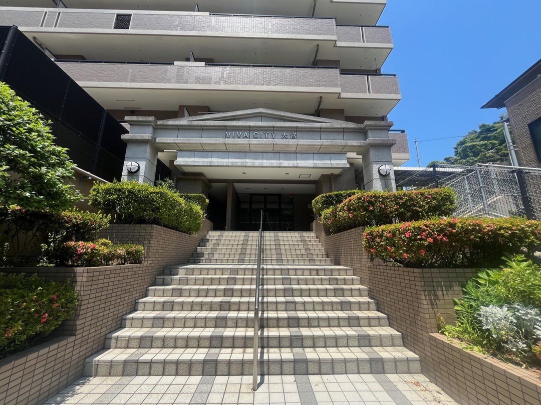 Renovated 3LDK Apartment in Sasebo with Parking - Thumbnail 2