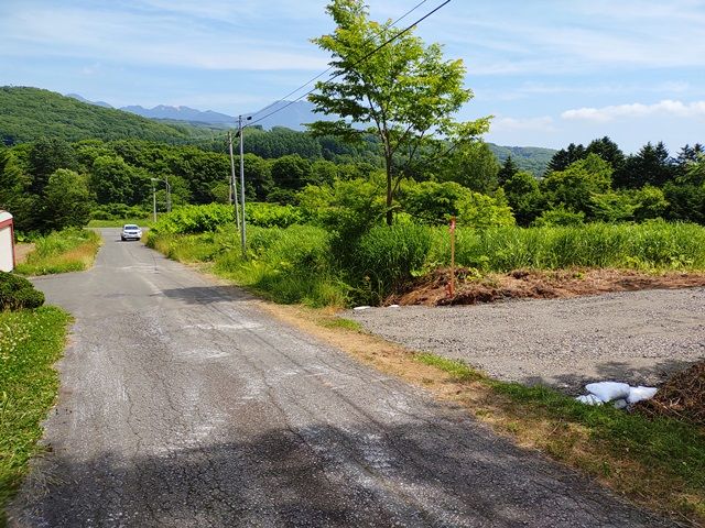 Land for Sale in Konbu-cho Hills, Rankoshi with Mount Yotei Views - Thumbnail 3