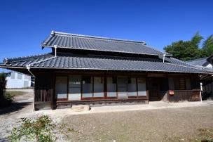 100-Year-Old Kominka with Large Land in Tsu City, Mie - Image 1