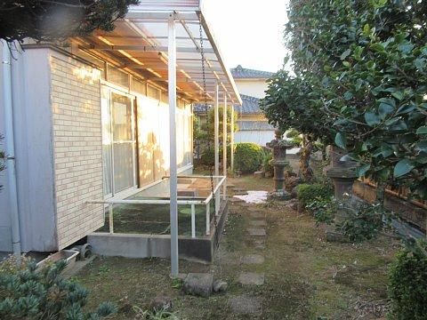 Land for Sale in Omura City with Old House, 412.9 sqm - Thumbnail 3