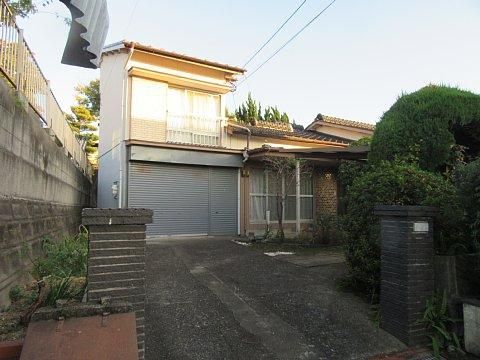 Land for Sale in Omura City with Old House, 412.9 sqm - Thumbnail 2