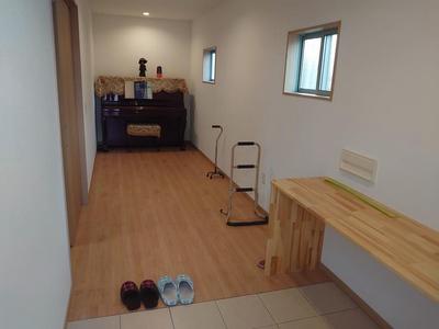 Modern Barrier-Free House in Minamishimabara - 1LDK with Large Lot — Image 3, Minamishimabara, Nagasaki