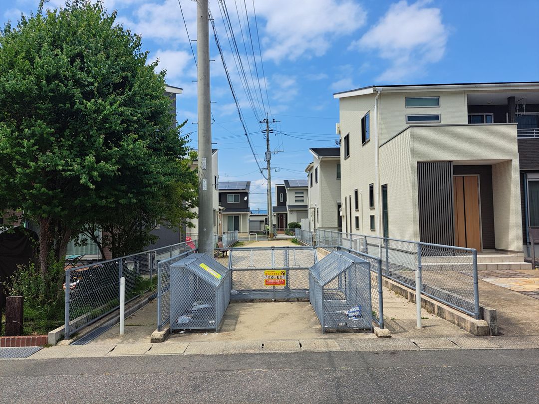 4SLDK House with Solar Power in Omura City, Nagasaki - Thumbnail 3