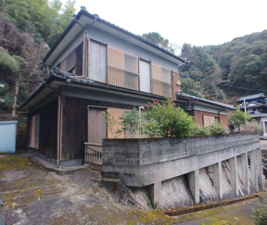 6DK Detached House in Nagasaki City with 200.5 sqm Land - Image 1