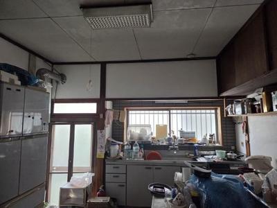6DK House in Shimabara with 361.5 sqm Land - 10 Million Yen — Image 1, Shimabara, Nagasaki