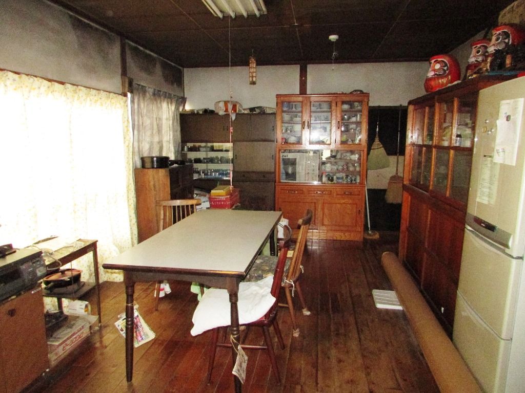 50-Year-Old 7DK House with Farmland in Nagano City - Thumbnail 4