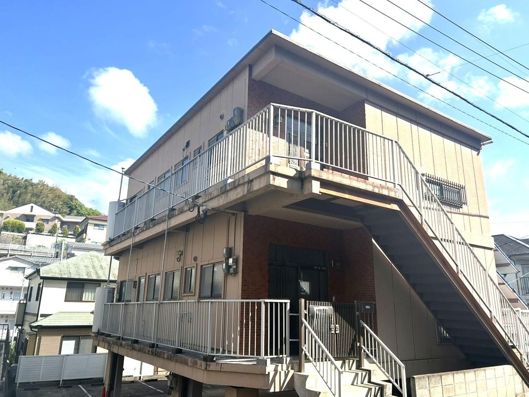 Ishigami-cho Apartment Building for Sale in Nagasaki - Thumbnail 2