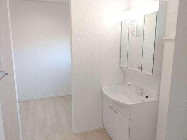 New 4SLDK House in Omura, Nagasaki with Parking - Thumbnail 2