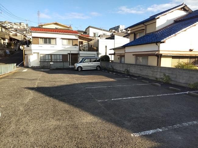 87 Tsubo Land for Sale in Nagasaki with Parking Lot Income - Thumbnail 2