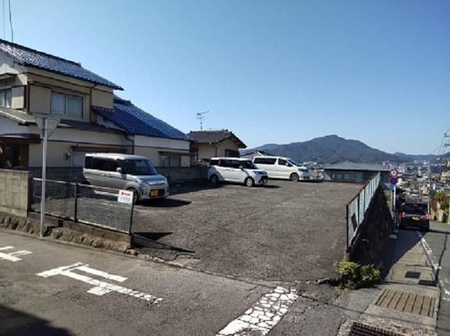 87 Tsubo Land for Sale in Nagasaki with Parking Lot Income - Thumbnail 3