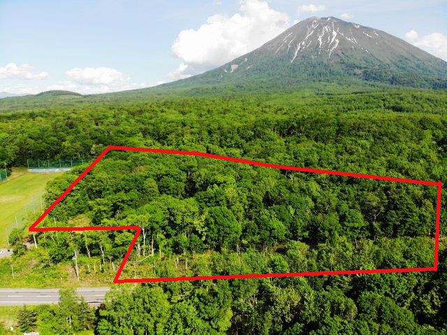 37,278 sqm Land for Sale on National Route 5 in Niseko's Hirafu - Thumbnail 3