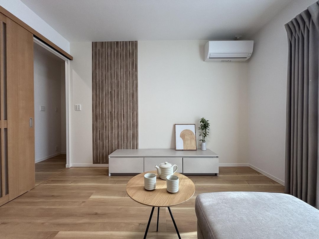 4LDK Model House in Sasebo, Nagasaki with Solar & Smart Features - Thumbnail 2