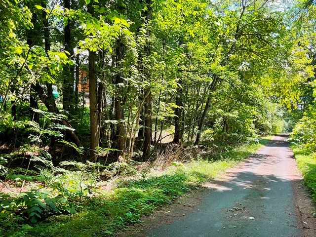 Land for Sale in Niseko's Yuri Hot Spring Area - HighGrade Villa Yuri 99 - Thumbnail 2