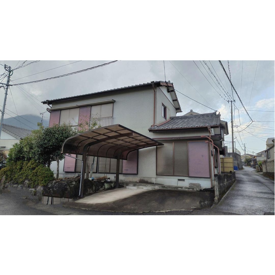 6K Detached House for Sale on Corner Lot in Shimabara, Nagasaki - Image 1