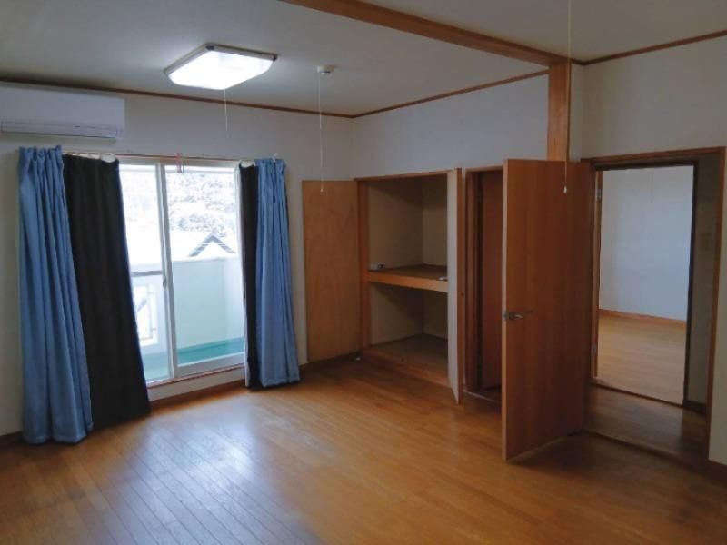 3LDK Detached House for Sale in Nagasaki City Oebaru - Thumbnail 2
