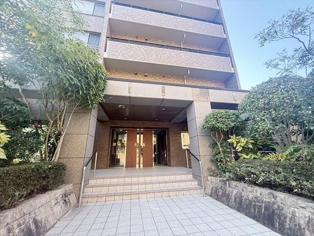 3LDK Apartment in Nagasaki City with East-Facing Balcony - Thumbnail 2