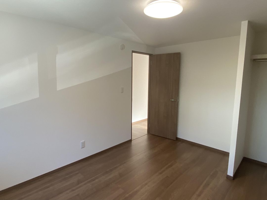 Renovated 3LDK house in Nagasaki with parking for 3 - Thumbnail 4