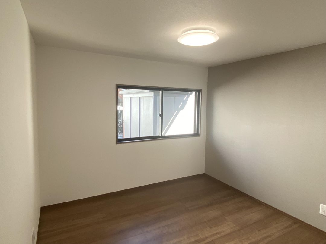 Renovated 3LDK house in Nagasaki with parking for 3 - Thumbnail 3