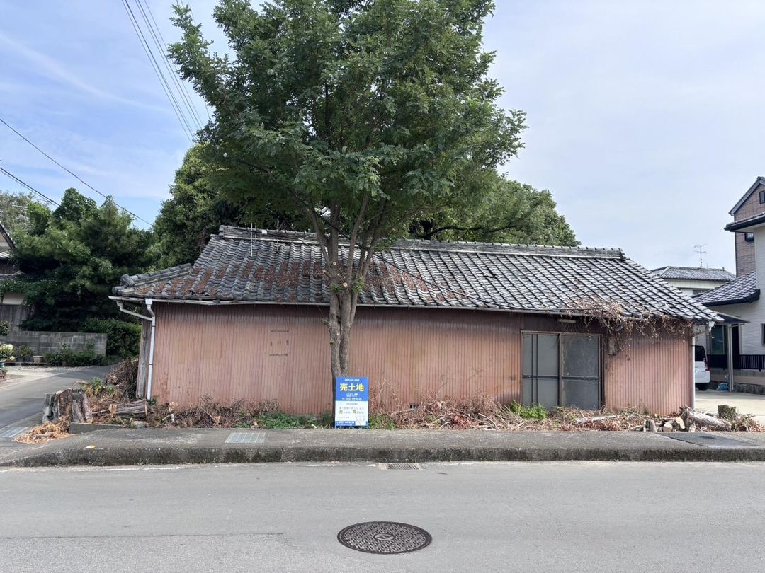Land with Old House for Sale in Unzen, Nagasaki - Thumbnail 4