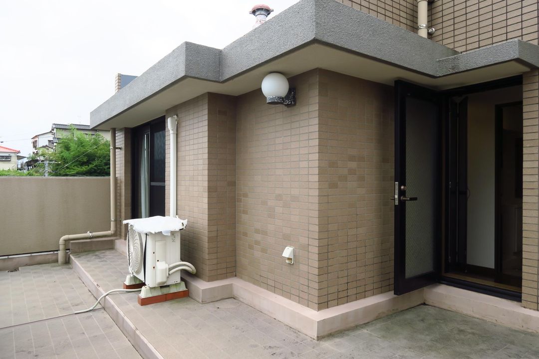 3LDK Apartment with Large Balcony in Nagasaki City - Thumbnail 2