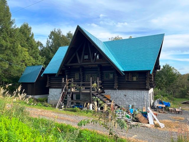 Tomioka Premium Log House for Sale in Rankoshi, Hokkaido - Thumbnail 2