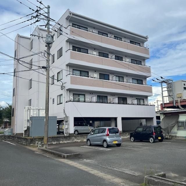 Bonheur Chance II Apartment Building for Sale in Imari, Saga - Thumbnail 2