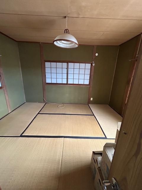 3LDK Wooden House for Sale in Nagasaki's Ōte District - Thumbnail 3