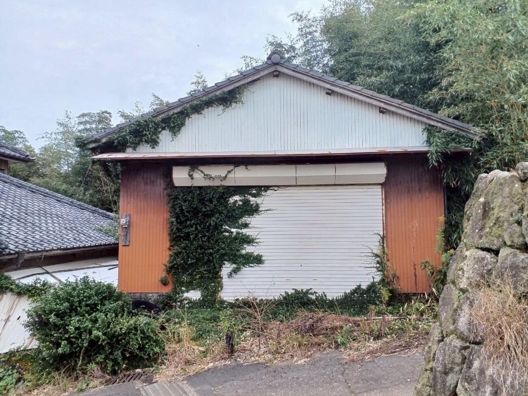 Land with Old House for Sale in Shimabara, Nagasaki - Thumbnail 3