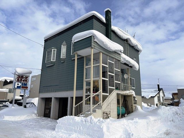 5LDK Townhouse for Sale Near Kutchan Station, Hokkaido - Thumbnail 2