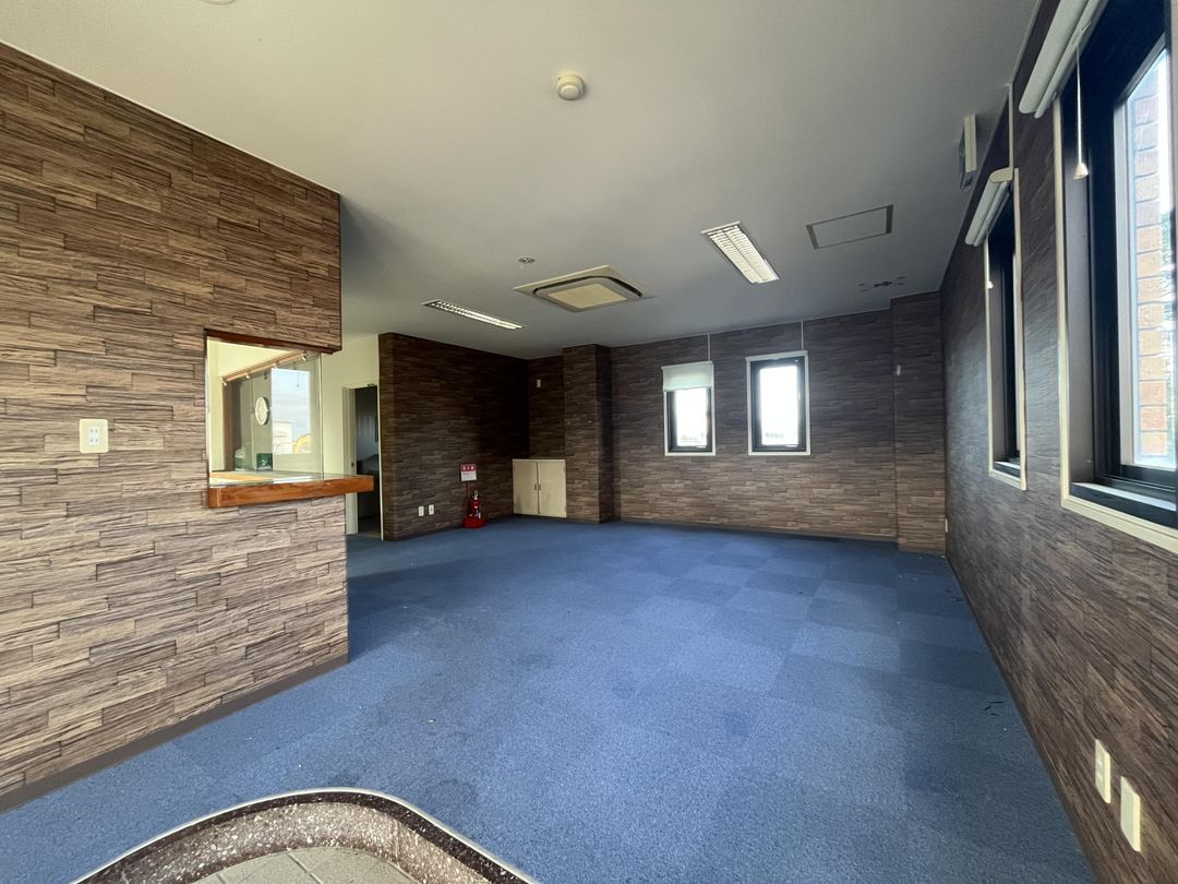 Office Property for Sale in Isahaya City, Nagasaki - 364.61 sqm - Thumbnail 3