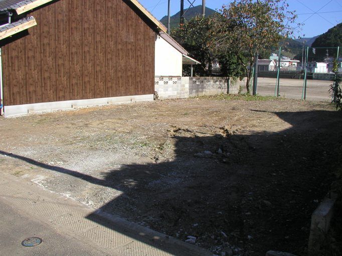 Land for Sale in Sasebo City, Nagasaki - 233.5 sqm - Thumbnail 2