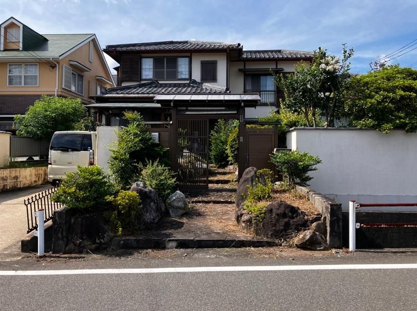 Two-Storey Apartment Building for Sale in Omura, Nagasaki - Thumbnail 2