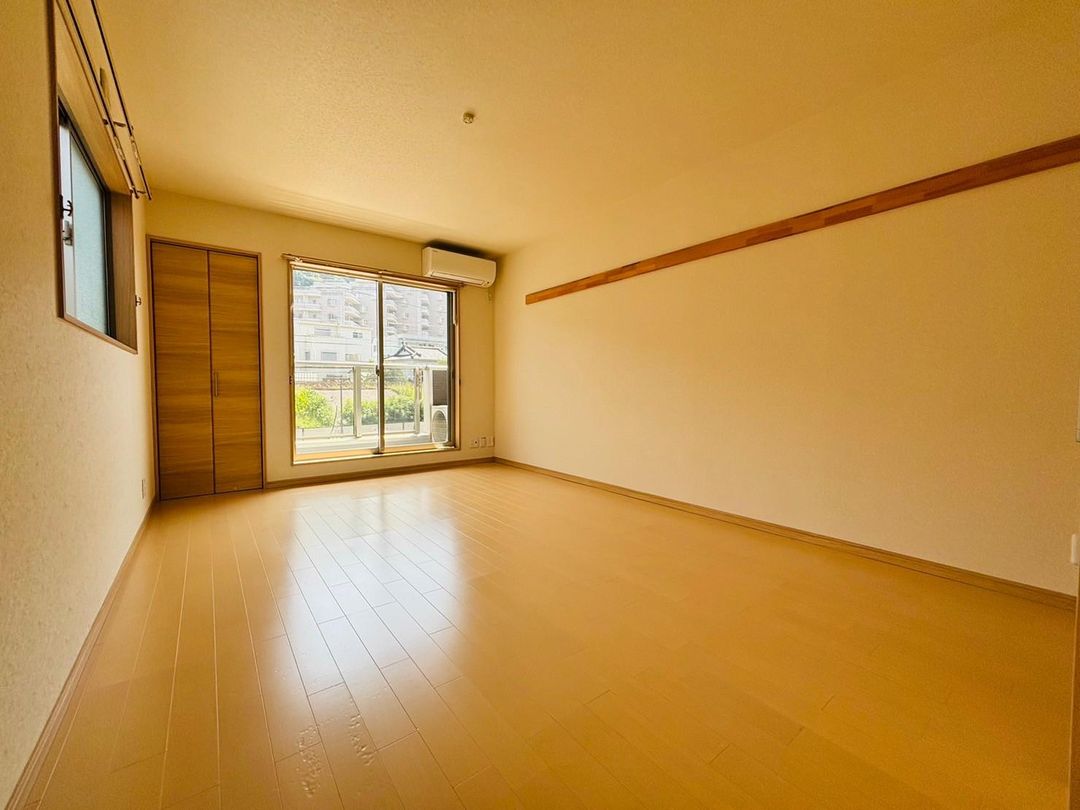 Shante Apartment Building for Sale in Sasebo, Nagasaki - Thumbnail 4