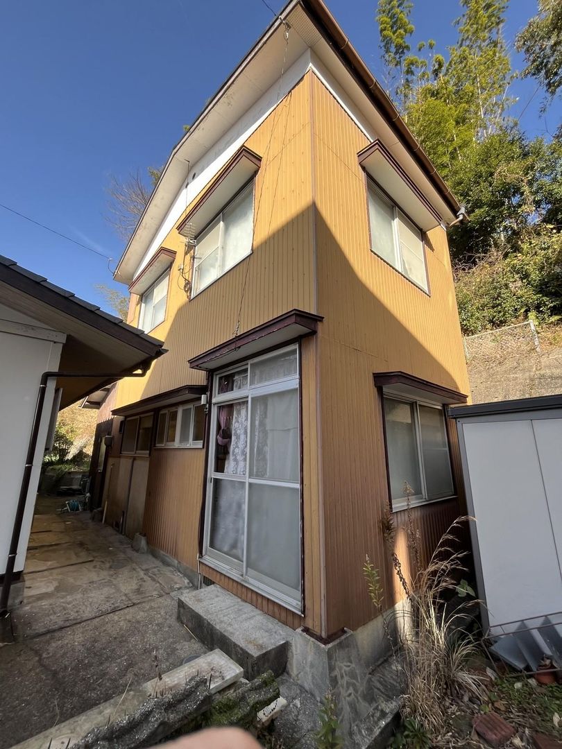 Single-Story 4DK House for Sale in Kurokami-cho, Sasebo City - Thumbnail 2