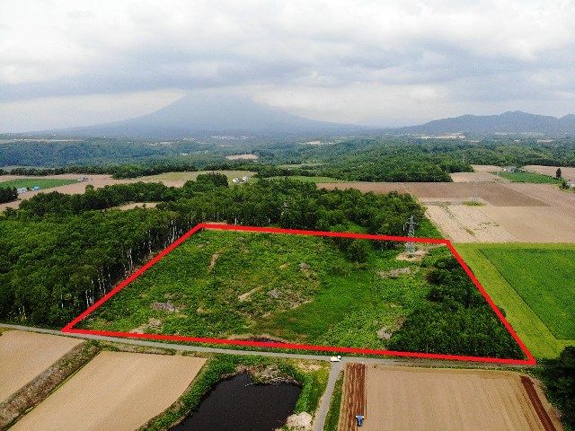 Vast 39,643 sqm Land for Sale in Niseko, Hokkaido - 38M JPY - Thumbnail 4