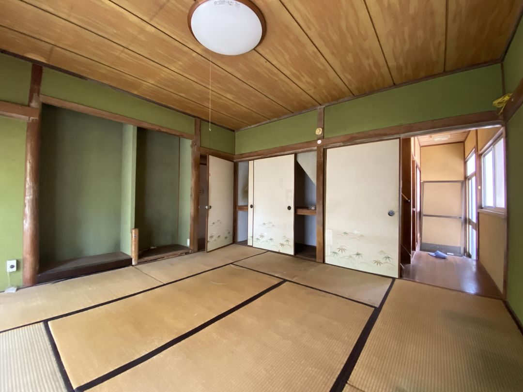 Used Detached House for Sale in Nagasaki City, Nagasaki Prefecture - Thumbnail 3