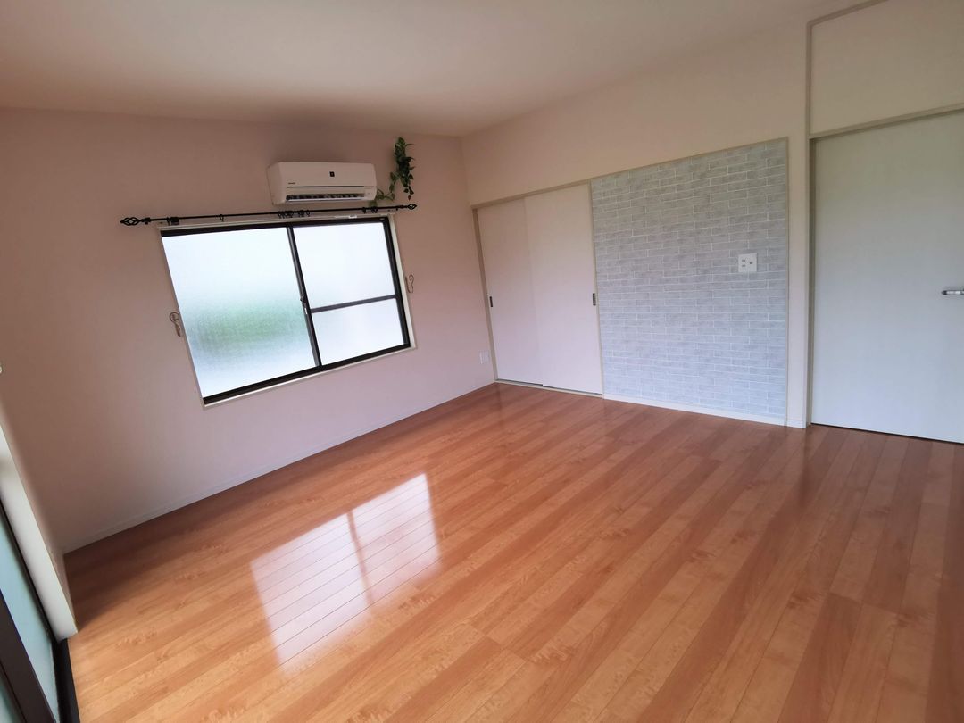 4LDK House for Sale in Yukuhashi, Fukuoka - Thumbnail 3