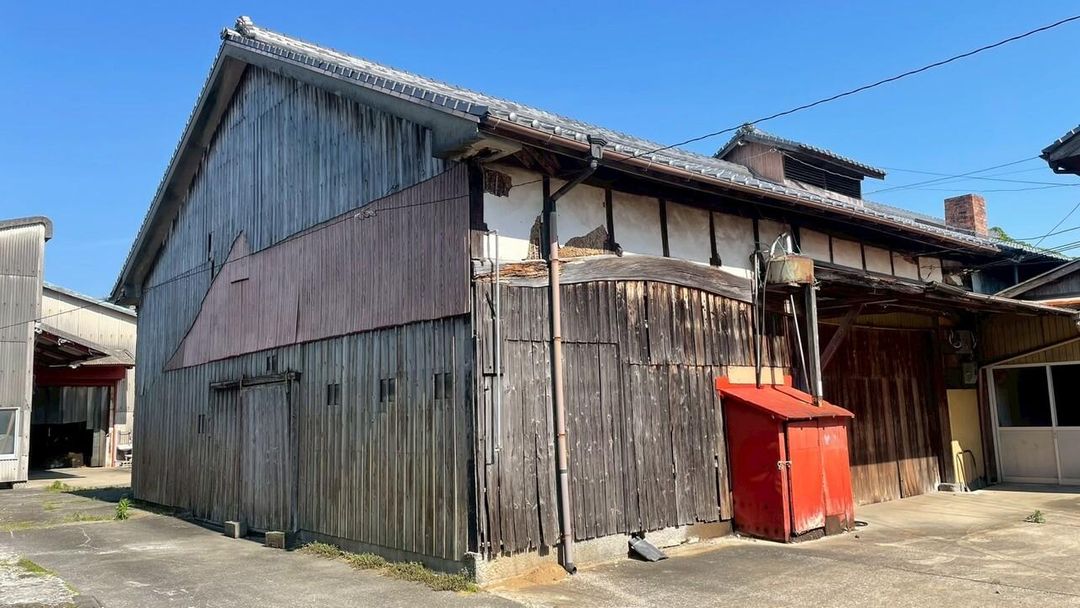 Large 13K House with Office on 2902 sqm Land in Minamishimabara - Thumbnail 3