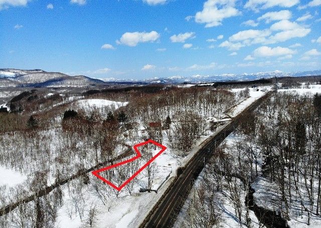 Land for Sale in Niseko - 1,599 sqm Plot with Stream - Thumbnail 4