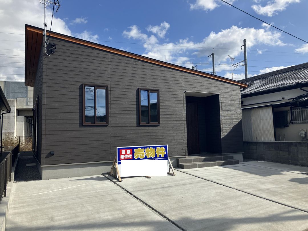 Newly Built 2LDK House for Sale in Omura City, Nagasaki - Thumbnail 2