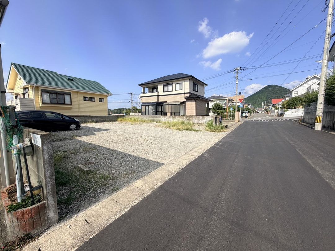 190 sqm Residential Land in Nagasaki's Narumidai District - Thumbnail 4