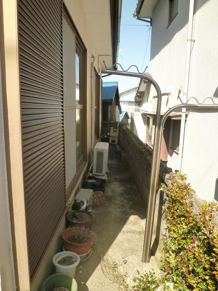 Compact 4DK House for Sale in Nagasaki City, Renovation Needed - Thumbnail 4