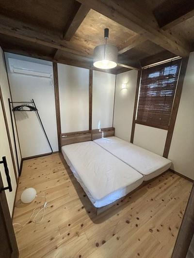 New 3LDK House in Isahaya, Nagasaki with Natural Materials — Image 1, Isahaya, Nagasaki