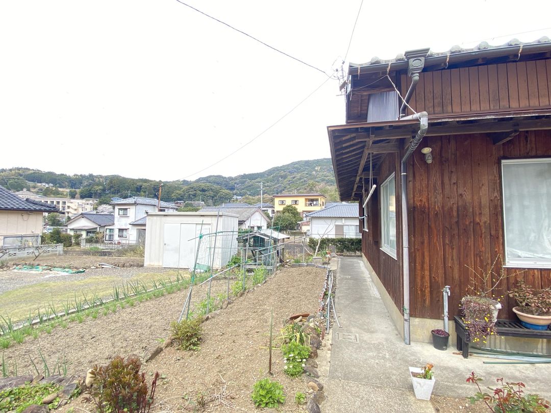 Renovated 5DK Single-Story House for Sale in Sasebo, Nagasaki - Thumbnail 4