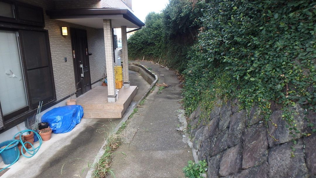 7SLDK Steel-Frame Shop-Residence with Parking in Nagasaki - Thumbnail 4