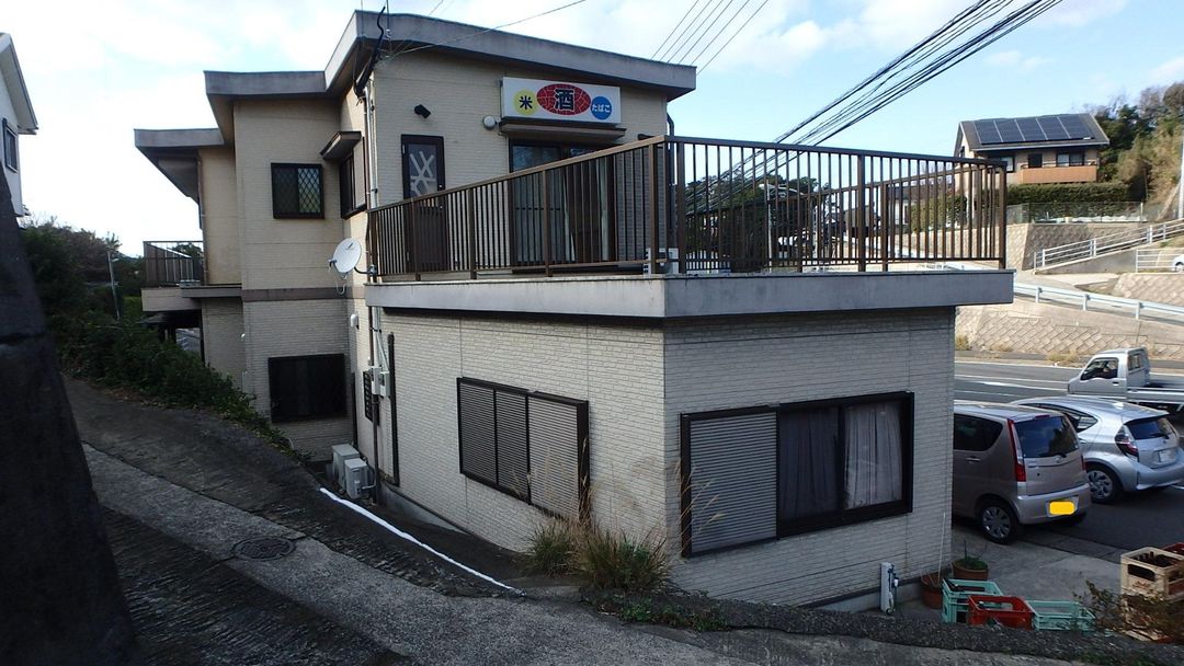 7SLDK Steel-Frame Shop-Residence with Parking in Nagasaki - Thumbnail 2