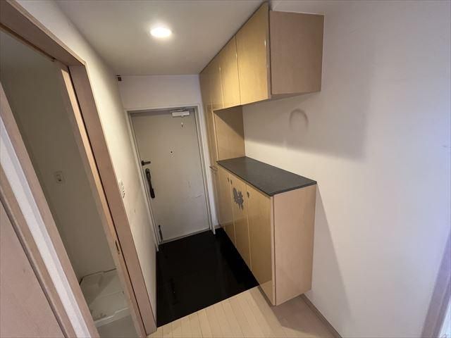 4LDK Corner Apartment with 3-Side Balcony in Nagasaki | 2280万 - Thumbnail 2