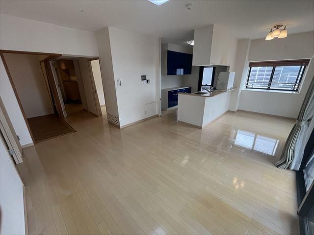 4LDK Corner Apartment with 3-Side Balcony in Nagasaki | 2280万 - Thumbnail 3