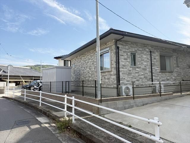 New 3LDK House for Sale in Nagasaki with Ocean View - Thumbnail 3